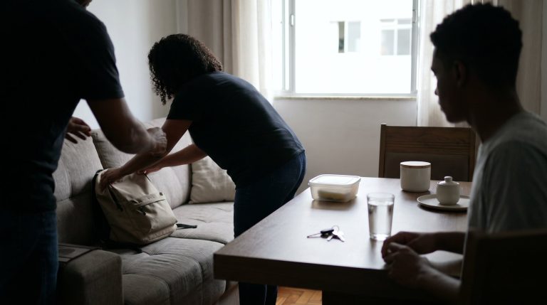 Conversa familiar sobre pensão alimentícia até 18 ou 21 anos
